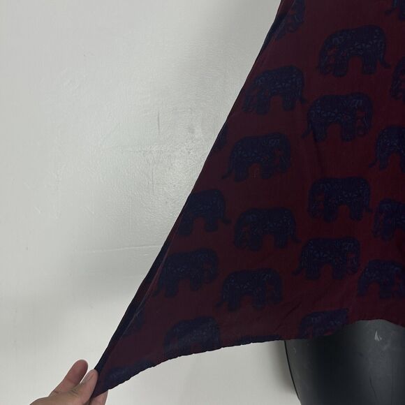 ModCloth Women's M Elephant Print Button Down Collared Asymmetrical Hem - Picture 5 of 10